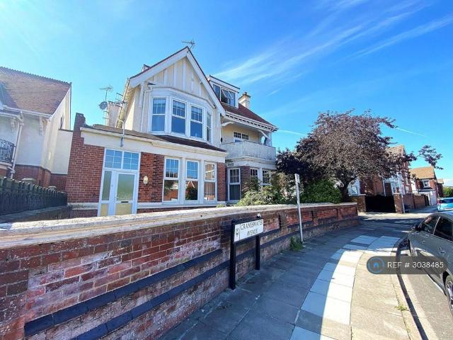 Craneswater Avenue, Southsea, PO4 1 bed flat to rent £900 pcm £208 pw