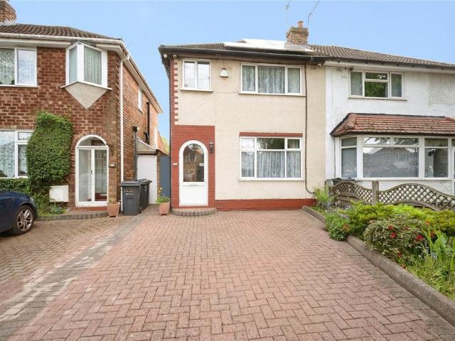 Cranes Park Road, BIRMINGHAM B26 2 bed semi detached house to rent £1,350 pcm £312 pw
