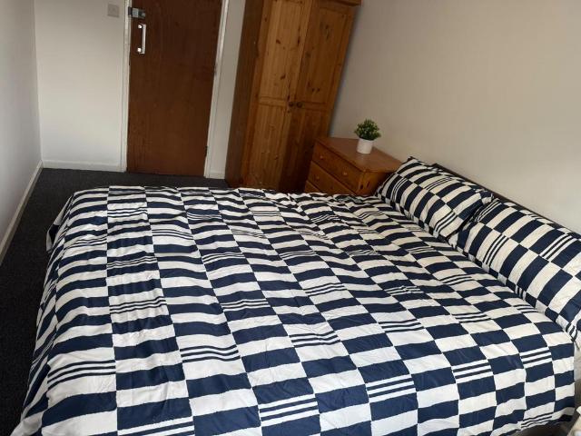 Cranesbill Pl, Milton Keynes, MK14 5 bed house share to rent £600 pcm £138 pw