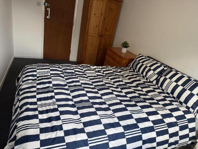 Cranesbill Place, Conniburrow MK14 1 bed semi detached house to rent £600 pcm £138 pw