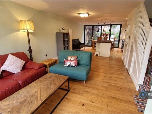 Cranford Close, London, SW20 4 bed terraced house to rent £4,000 pcm £923 pw