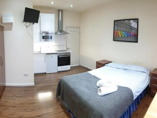 Cranhurst Road, London NW2 Studio to rent £1,370 pcm £316 pw