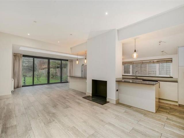 Cranhurst Road, NW2, London