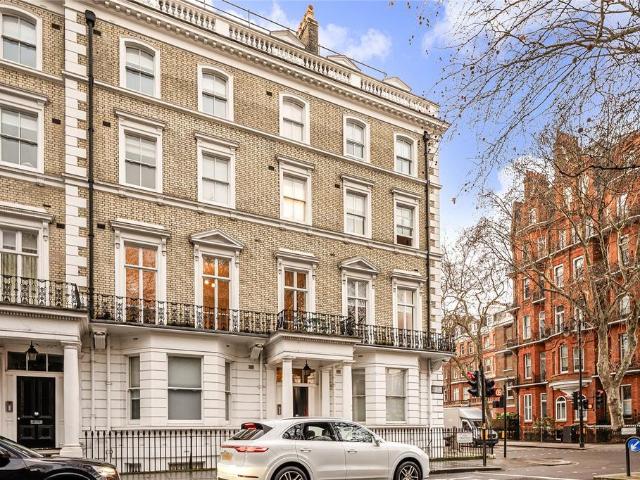 Cranley Gardens, South Kensington, SW7 1 bed house to rent £3,878 pcm £895 pw