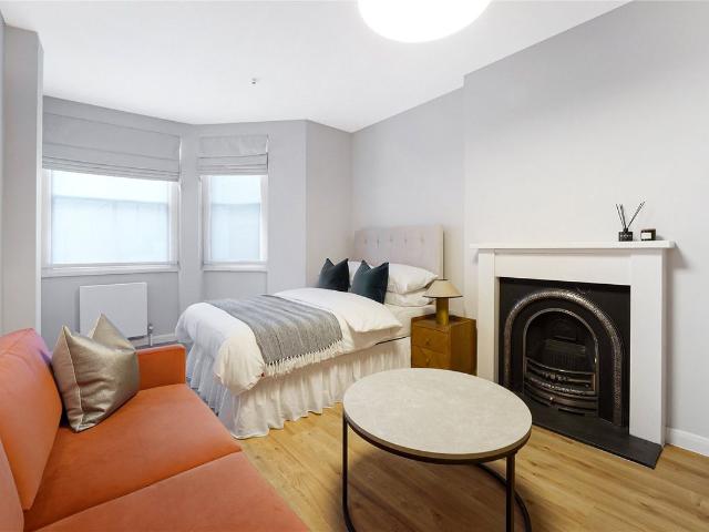 Cranley Gardens, South Kensington SW7, Studio to rent, £2,383 pcm | PrimeLocation