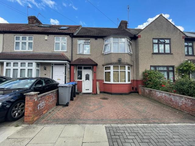 Cranleigh Gardens, Harrow HA3, 3 bed terraced house to rent, £2,550 pcm | PrimeLocation