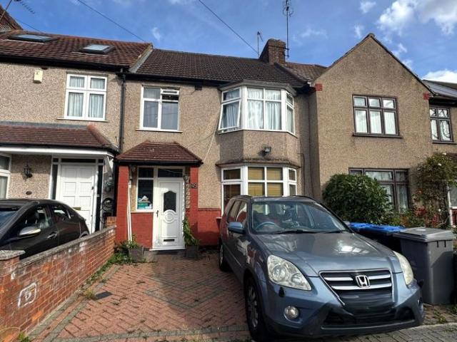 Cranleigh Gardens, Kenton Kingsbury HA3, 3 bed terraced house to rent, £2,550 pcm | PrimeLocation