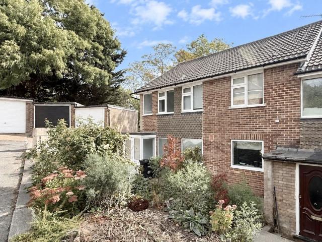 Cranleigh Gardens, South Norwood SE25, 2 bed maisonette to rent, £1,725 pcm | PrimeLocation