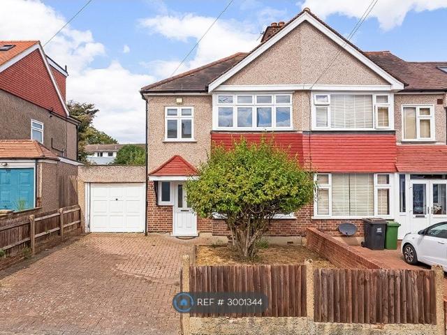 Cranmore Road, Chislehurst BR7, 3 bed semi detached house to rent, £2,500 pcm | PrimeLocation