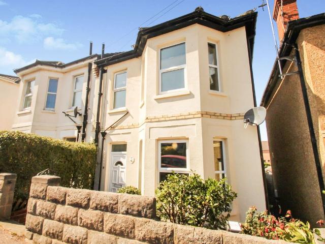 Cranmer Road, Bournemouth BH9, 4 bed property to rent, £2,000 pcm | PrimeLocation