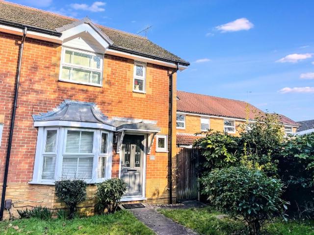 Cranmer Walk, Crawley RH10, 2 bed end terrace house to rent, £1,500 pcm | PrimeLocation