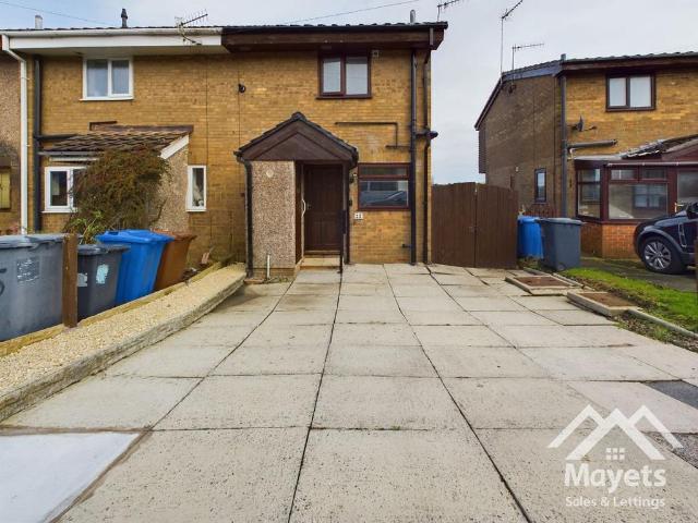 Cranshaw Drive, Blackburn. Lancs, BB1. 1 bed semi detached house to rent £725 pcm £167 pw
