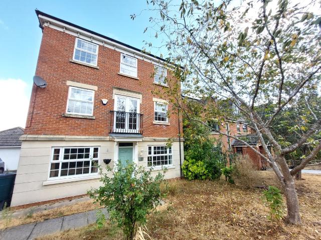 Cransley Close, Leicester LE5, 4 bed detached house to rent, £1,100 pcm | PrimeLocation