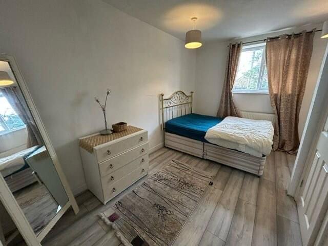 Cranston Grove, Cheadle SK8, 2 bed maisonette to rent, £950 pcm | PrimeLocation