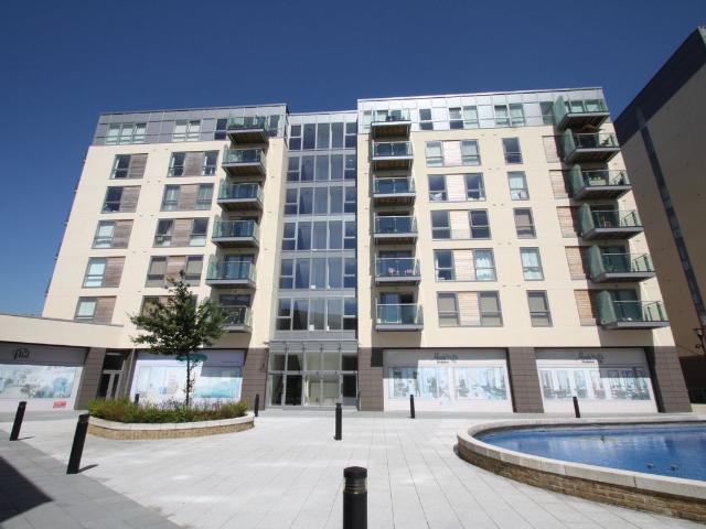 Cranstone Lodge, Cotterells, Hemel Hempstead, Hertfordshire HP1, 2 bed flat to rent, £1,500 pcm | PrimeLocation