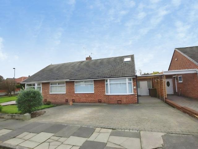 Cranwell Drive, Wideopen NE13, 2 bed bungalow to rent, £950 pcm | PrimeLocation