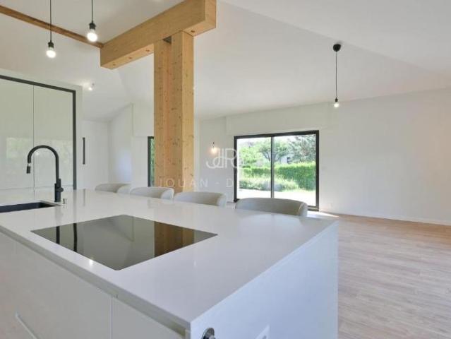 Crassier | Komplett renoviertes Familienhaus