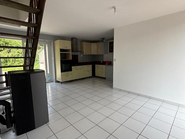 CRASVILLE, Jolie maison non meublée de 75,5 m2