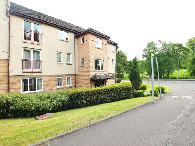 Creteil Court, Falkirk, FK1 2 bed flat to rent £895 pcm £207 pw