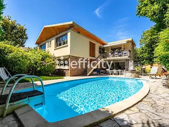 Créteil 94000 Achat / Vente maison 6 pièces t6 piscine jardin