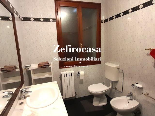 Crevalcore Centro Affitto di stanza in Porzione di casa