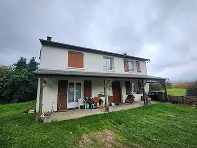 Crèvecoeur le Grand 60360 Achat / Vente maison 5 pièces t5 au dernier étage