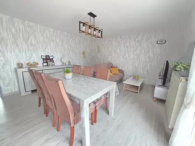Crèvecoeur le Grand 60360 Achat / Vente maison 6 pièces t6 au dernier étage