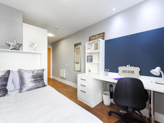 Crewe Street, Chester CH1, Studio to rent, £1,166 pcm | PrimeLocation