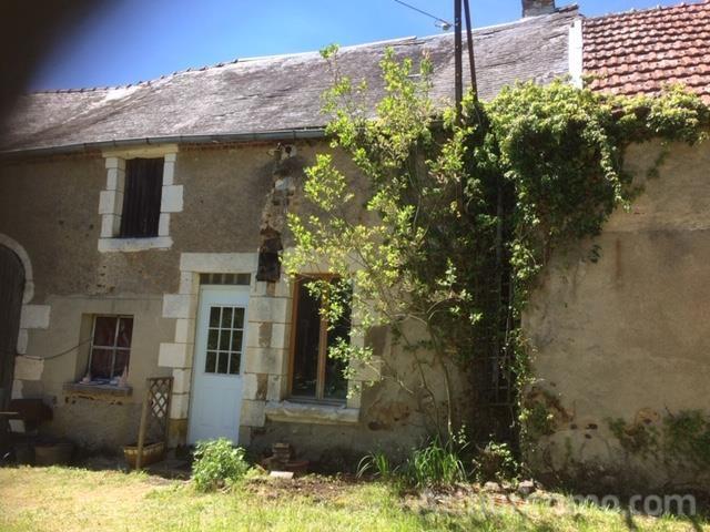 Entre Crézancy en Sancerre et Bué, dans un hameaux, Ancienne ferme