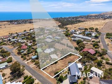 Create Something Special on 1,254sqm in a Sought After Seaside Setting