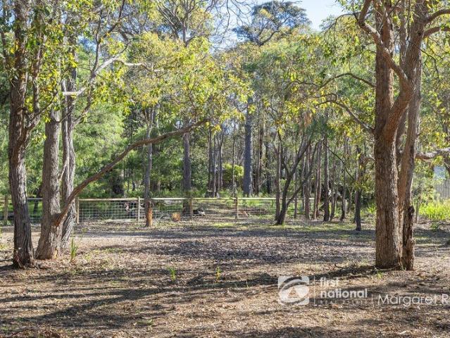CREATE SOMETHING SPECIAL ON 2,088sqm IN THE HEART OF MARGARET RIVER