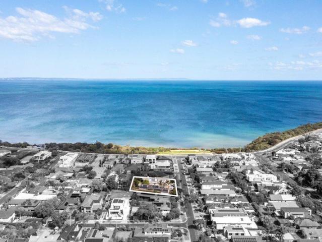 Create the Dream with Bay views or Luxury Subdivision on 1,366sqm approx