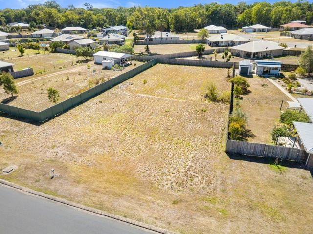 Create Your Coastal Sanctuary on a Rare 1,523m² Allotment