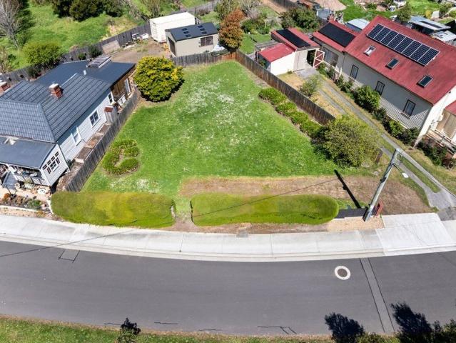 Create Your Dream home in the Heart of Geeveston
