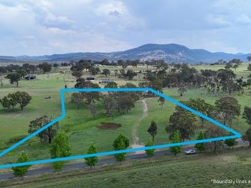 Create Your Ideal Escape on 6 Acres
