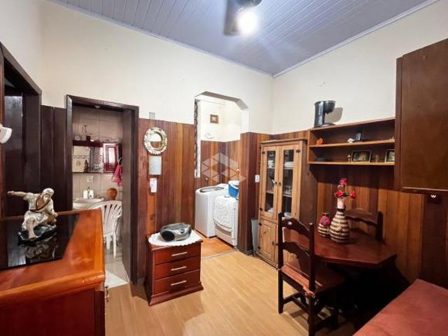 Crédito Real vende casa, 3 dormitórios/quartos, 2 vagas de garagem, no bairro São Geraldo, em Porto