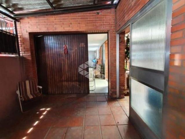 Crédito Real Vende. Casa com 411m²