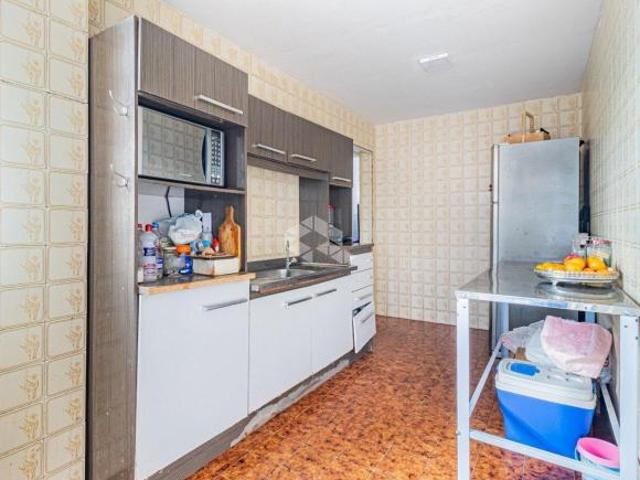 credito real vende CASA de 3 quartos e vagas de garagem no bairro Passo da Areia em Porto Alegre