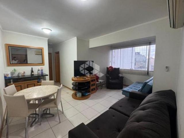 Crédito Real vende ótimo apartamento na Cidade Baixa, semi mobiliado de 2 quartos com infraestrutur