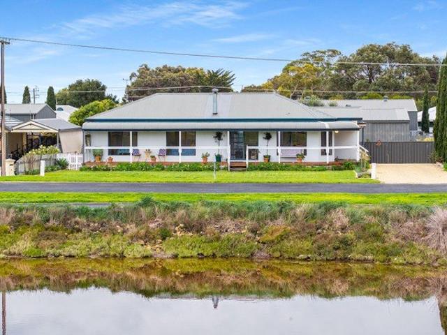 Creek Views, Flexible Living & Impressive Shedding