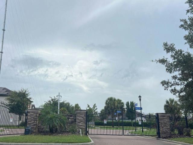 Creek Edge Dr