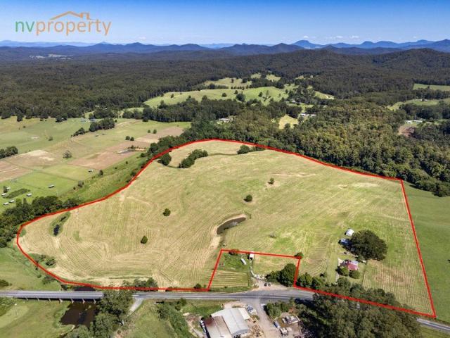 Creek Front Pastural Land