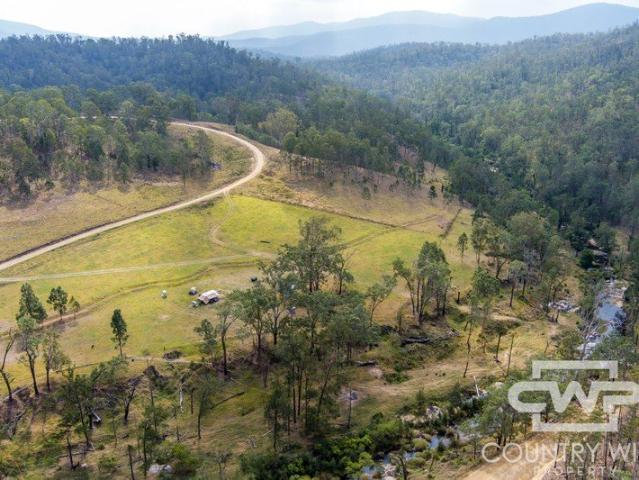 Creek Frontage, Mountain Country & Plenty to Explore
