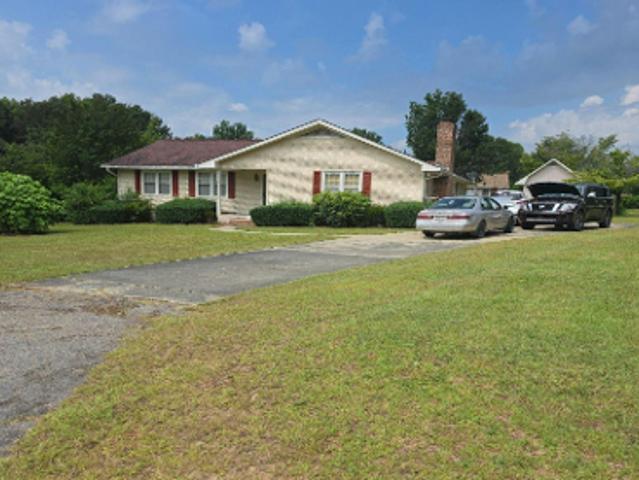 Creekmoor Dr
