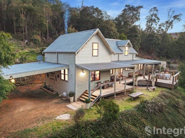 Creekside Haven in Beautiful Flowerdale