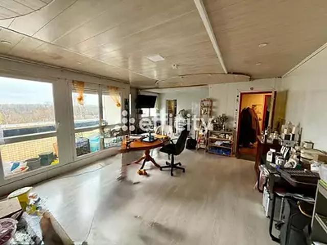 Creil 60100 Achat / Vente appartement 5 pièces t5 au dernier étage