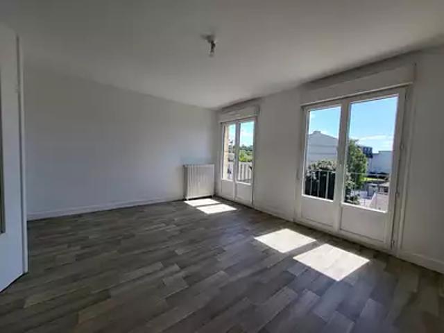 Creil 60100 Location appartement 3 pièces t3 balcon