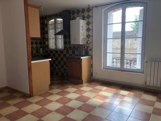 Creil Appartement 4 pièces de 60,64 m2 avec parking