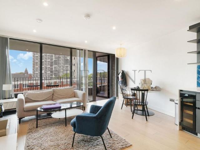 Cremer Street, London E2 2 bed apartment to rent £3,600 pcm £831 pw