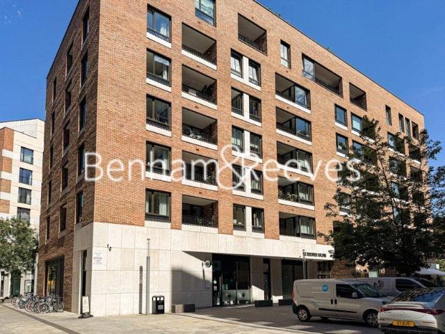 Cremer Street, London, E2 3 bed apartment to rent £4,550 pcm £1,050 pw